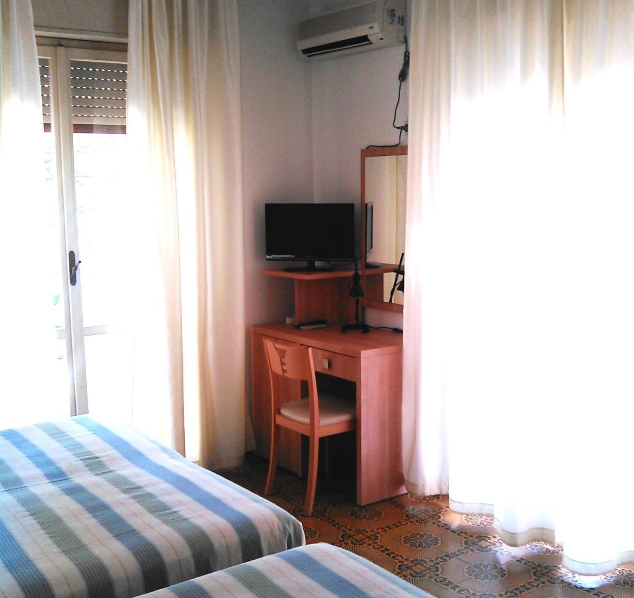 Enrica Hotel