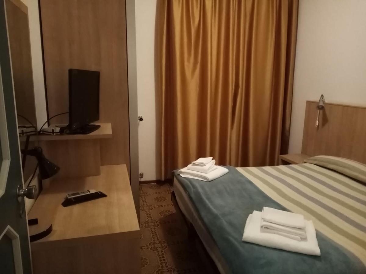 Hotel Enrica 3*
